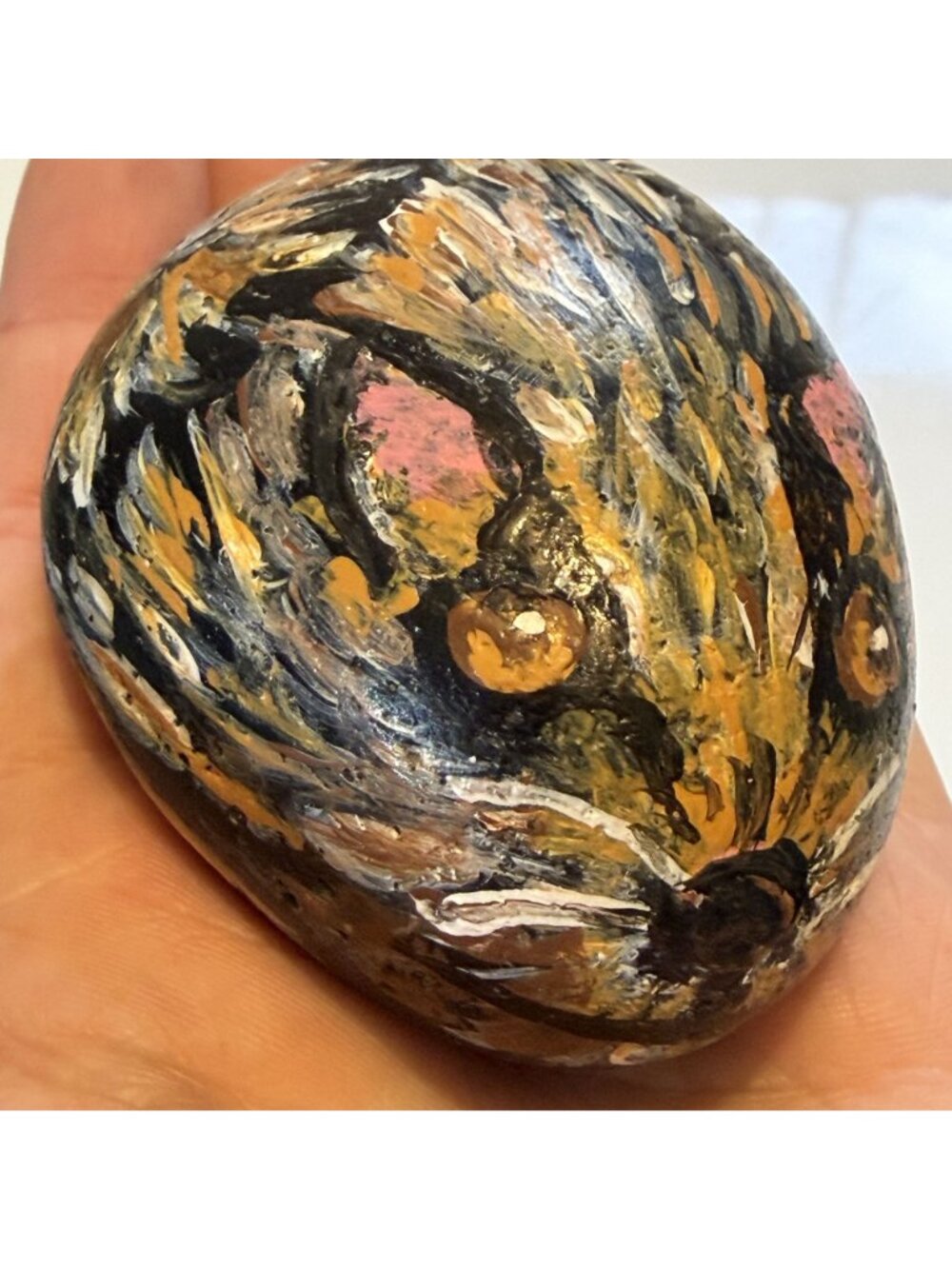 Hand Painted Squirrel Rock Stone Art Animal Paperweight Garden Decor Funky - Picture 2 of 11